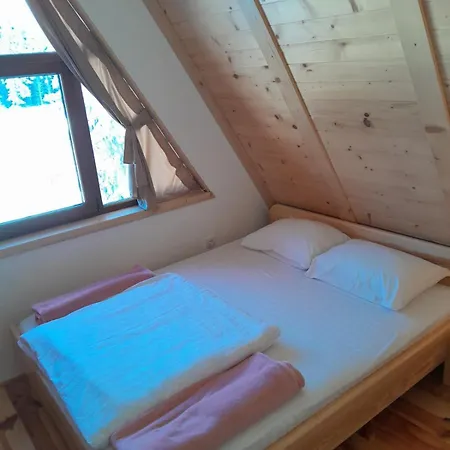 Mountain House Tadic 3 Casa de Férias Bajina Basta